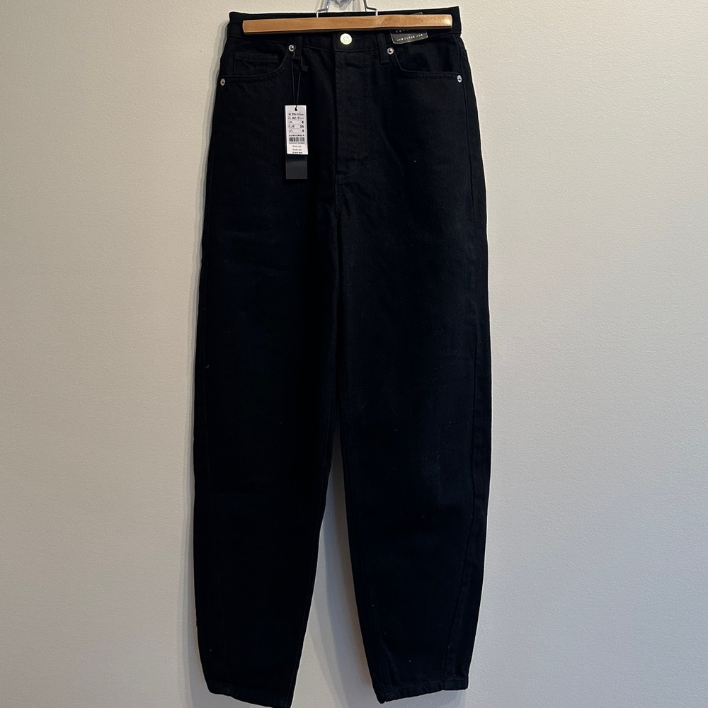 Black Mom Jeans
